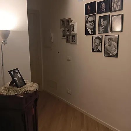 Апартаменти Freddie House *