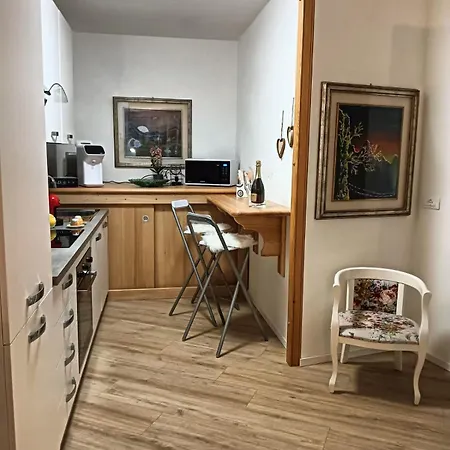 Apartment Freddie House